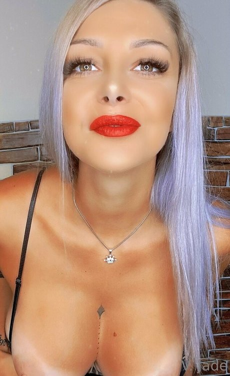 vaya jade high quality actress photo