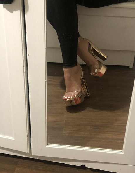 Big B ty Queen top model pictures