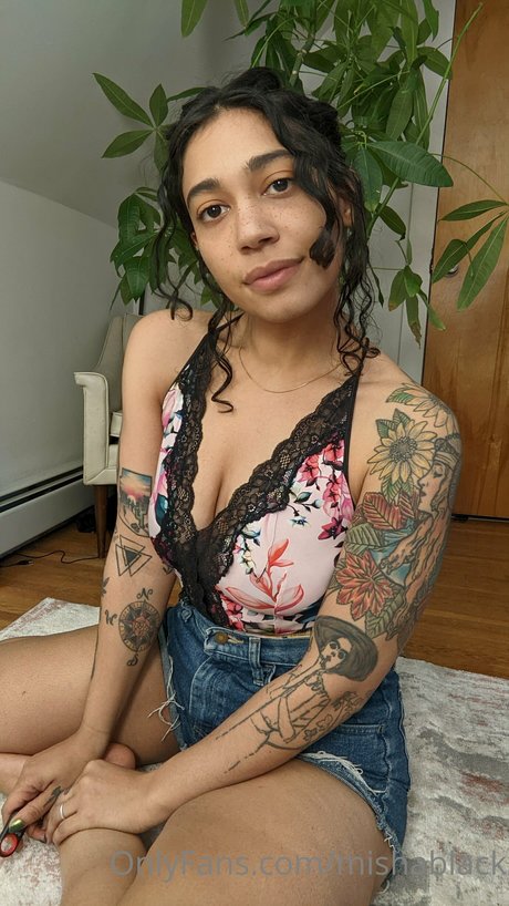 Misha Black model best img