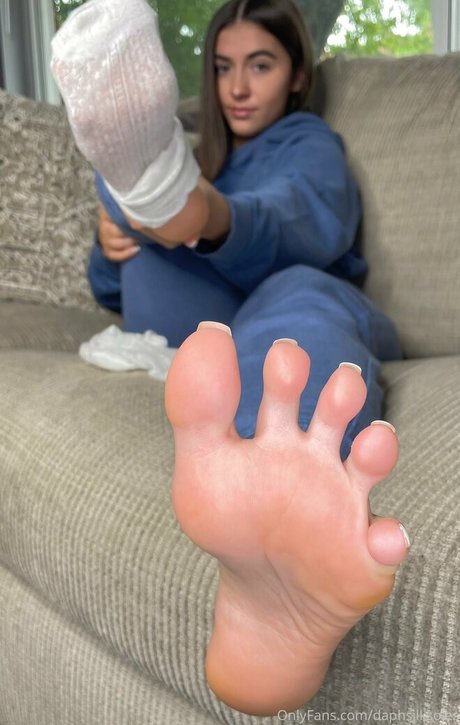 Daphsilksoles model sex gallery