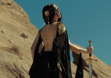 Emily O dette actress images