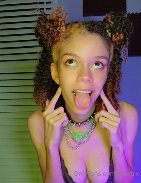 slautrx art model archive