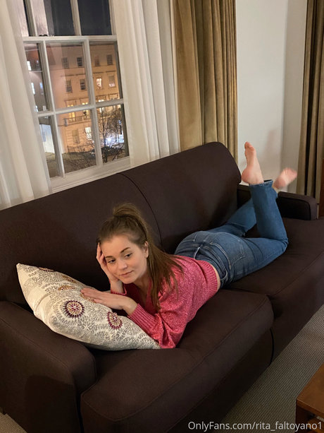 teen lesbian onlyfans free nude image