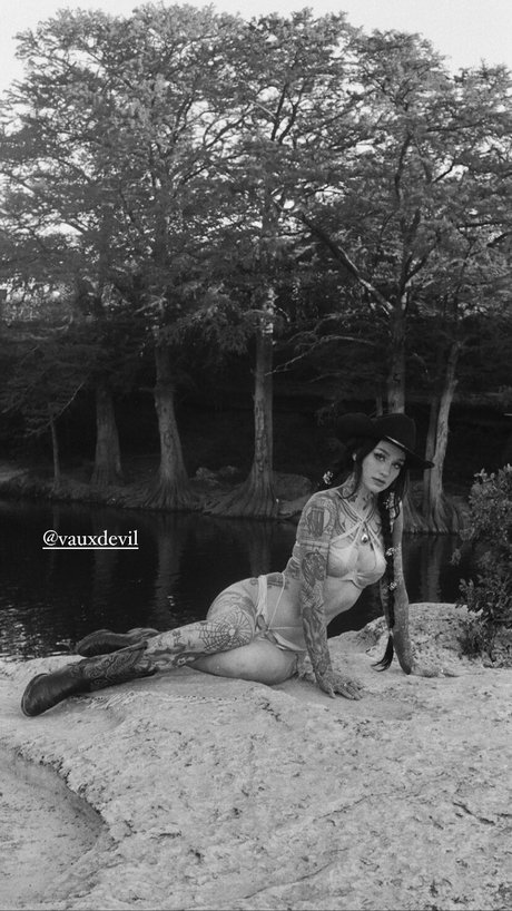 Emma Vauxdevil art actress archive