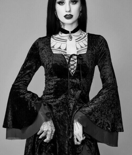 Emma Vauxdevil star perfect pictures