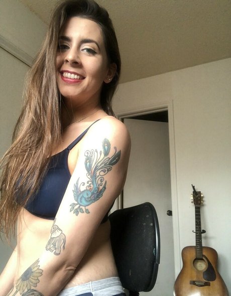 The Stoned Highness model hot pics