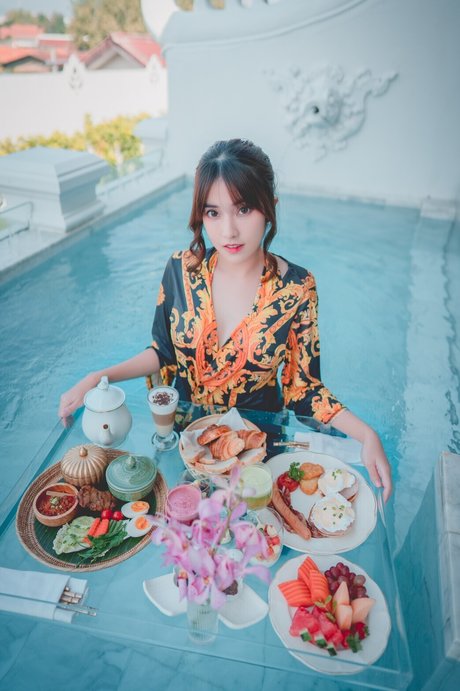 Yukine porn model pic