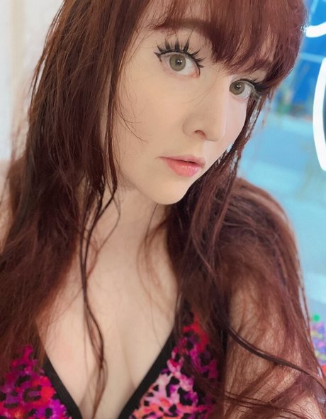 Foxy Cosplay pornstar art archive