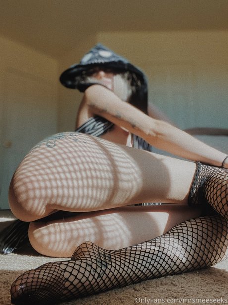 Mrs Meeseeks star naked image