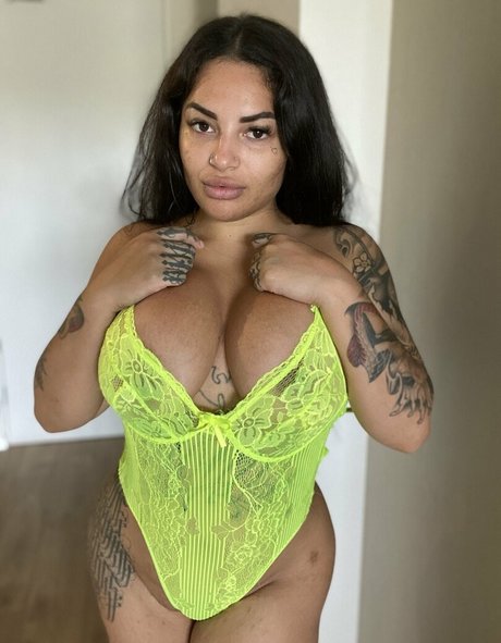 BIG BOOTY LATINA pornographic actress galleries