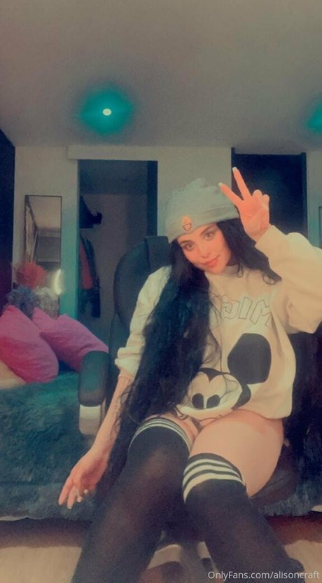 Alisoncraft pretty actress pictures