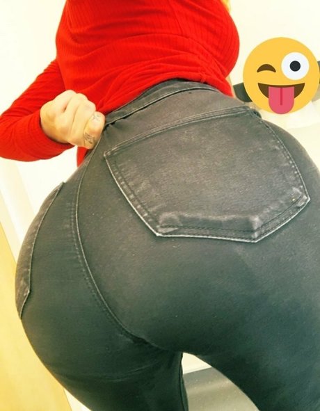 Angel Grey_ model beautiful image