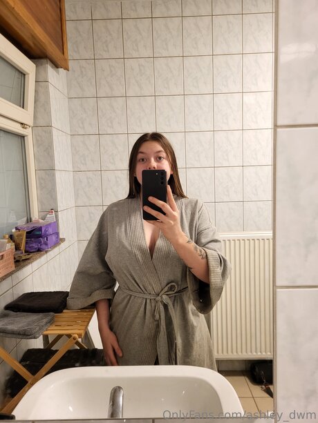 Ashley Dwm hot model photos