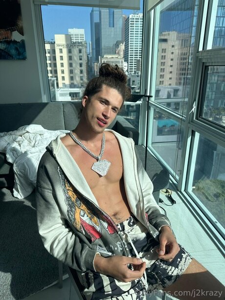 J2krazy free actress img