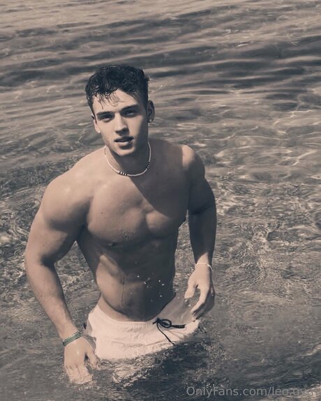 Leo Gym pornstar high quality pics