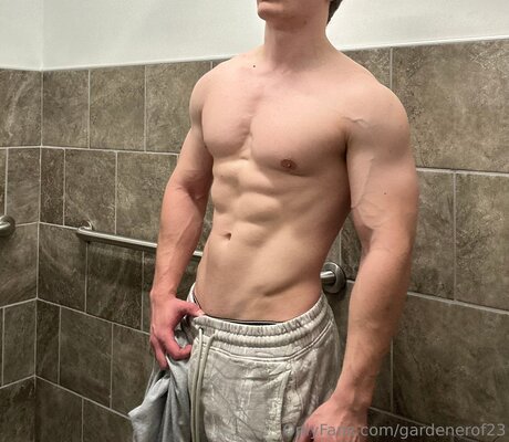 Gardenerof23 model sex galleries