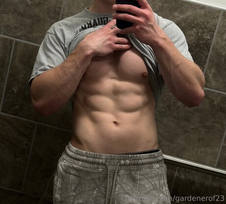 Gardenerof23 star beautiful picture