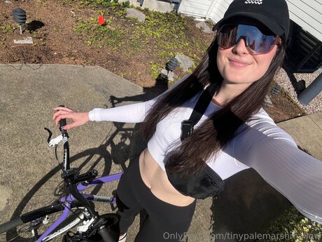 Tinypalemarshmallow pornstar hd pics