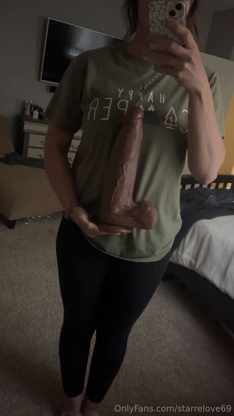 Starrelove69 erotic pornstar archive