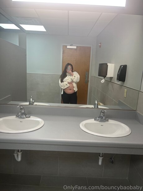 Bouncybaobaby hot actress pic