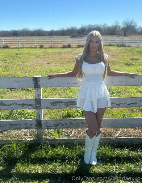 Victoriaaxxo high quality pornstar archive