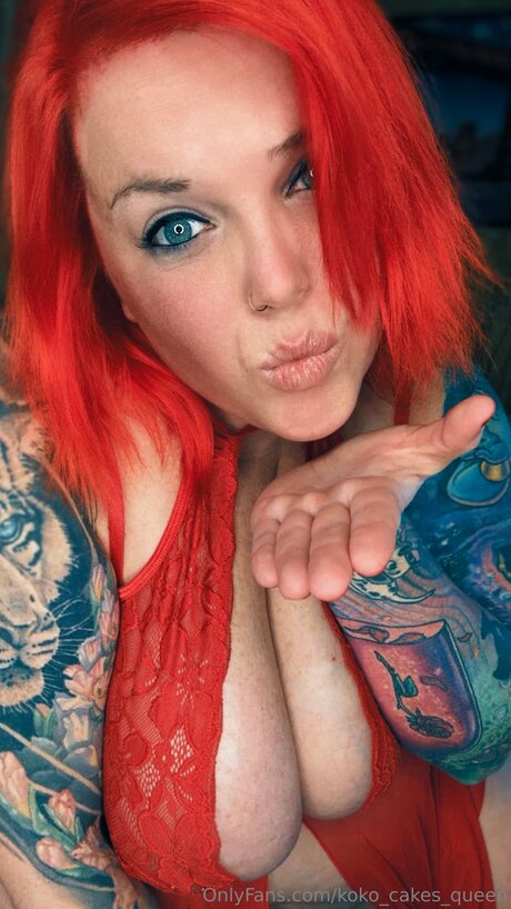 Koko Cakes Queen best model image