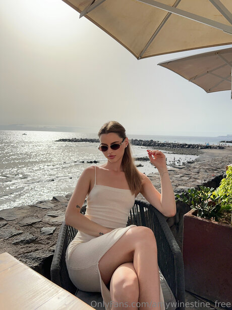 Amywinestine nudes star gallery