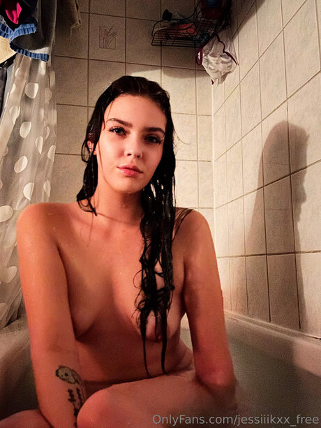 petite asian onlyfans porno pic