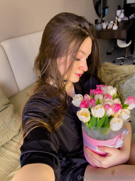 Ollyxforu top actress img