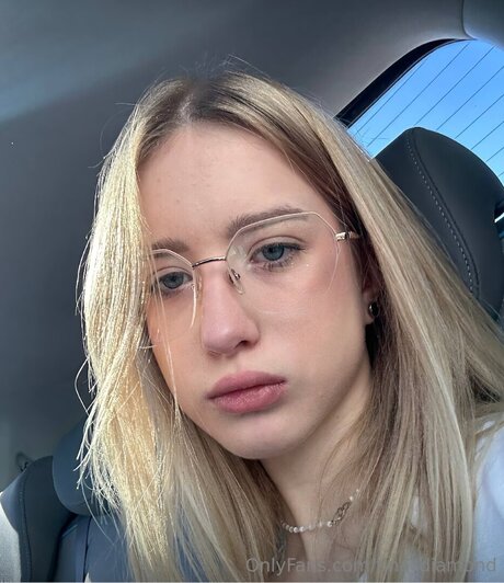 muscle girls onlyfans top picture