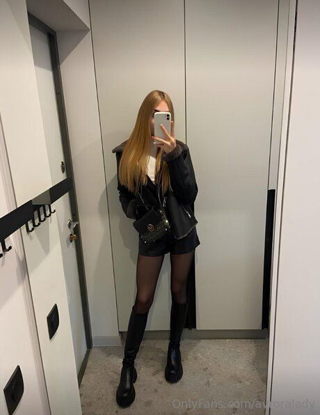 Avroralady hd pornstar pic