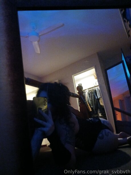 Grak Svbbvth star nude image