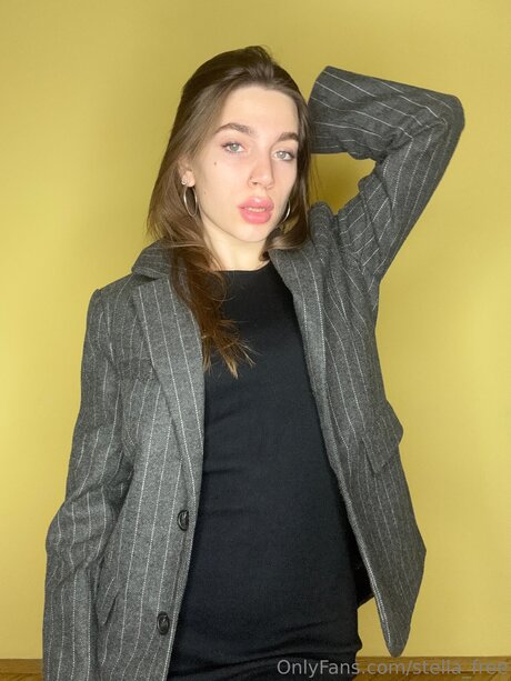 Stella Free model sexy pics