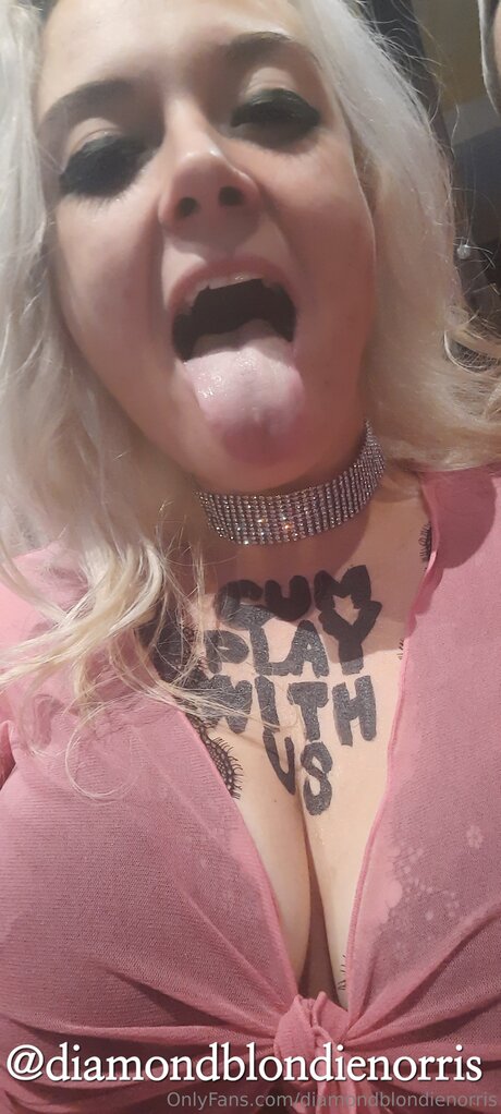 Diamondblondienorris Profile photo