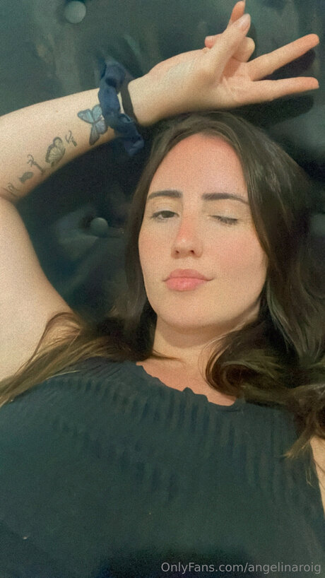 Angelinaroig pornstar hd photo