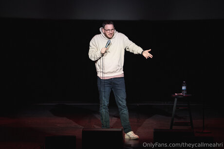 Theycallmeahri pornstar sex gallery