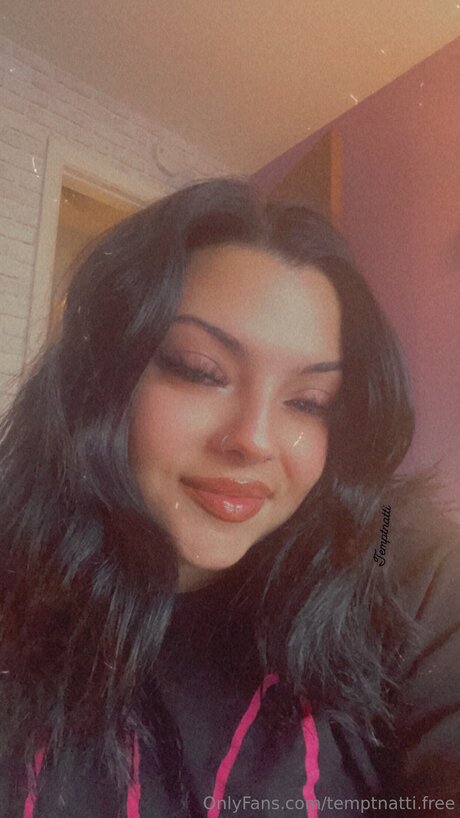 Temptnatti Free erotic actress photos