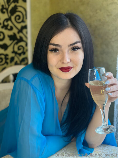 Julianna Sweet star hot picture