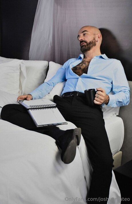 Joshuamateo star sexy pic