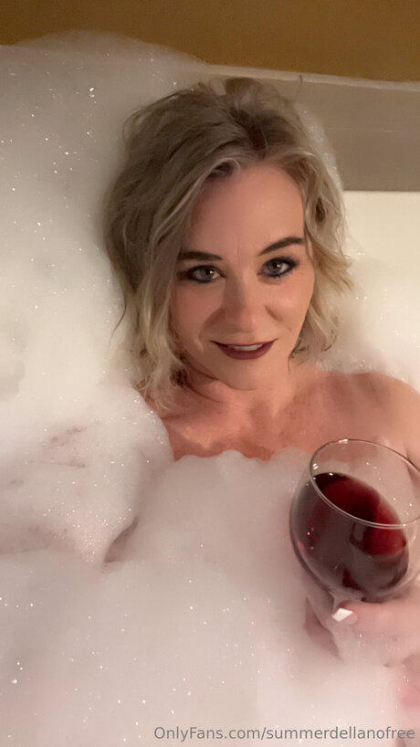 Summerdellanofree sexy star photos