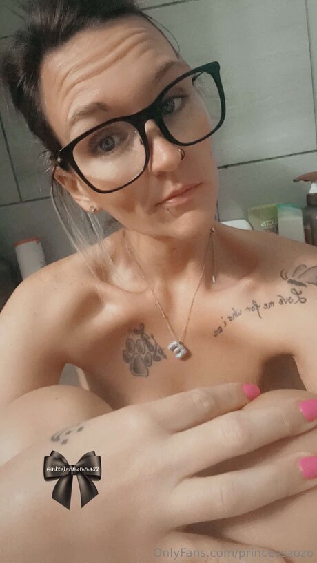 Princesszozo sex model pictures