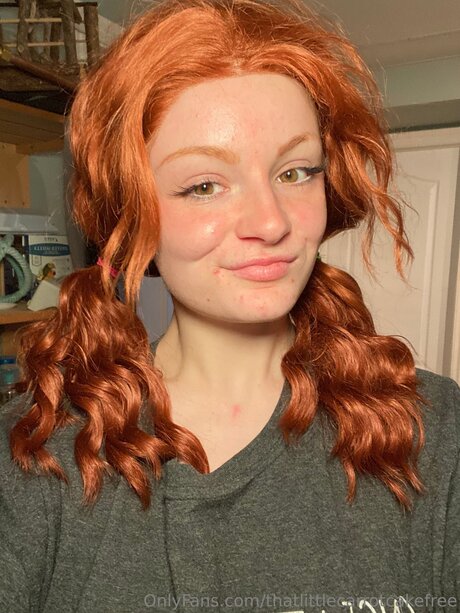 Thatlittlecarrotcakefree high quality star image