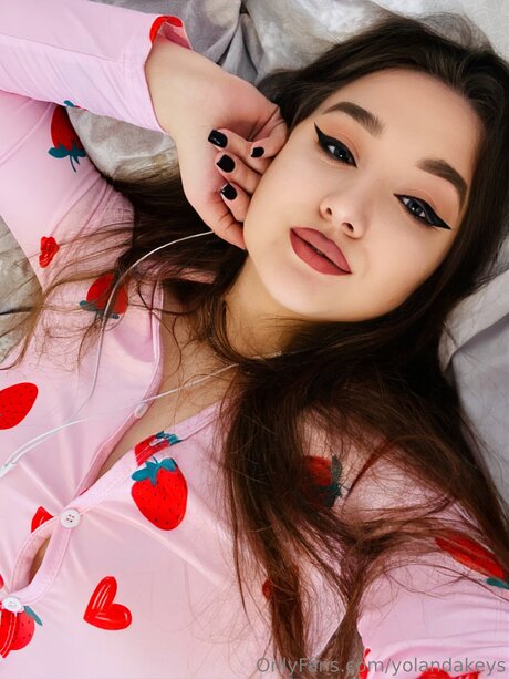 Yolandakeys model porn image