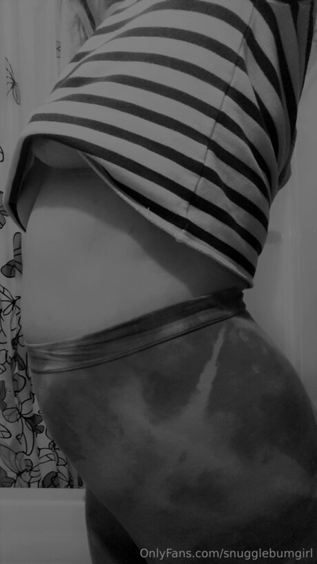 Snugglebumgirl top star photos