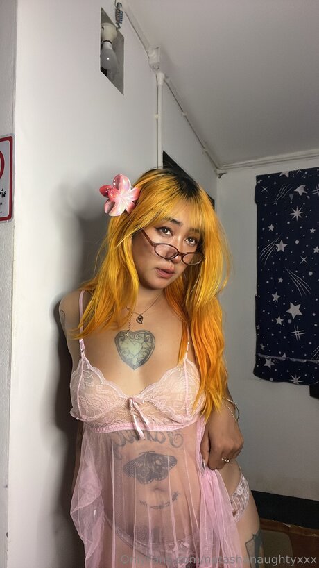 Natashanaughtyxxx beautiful model picture