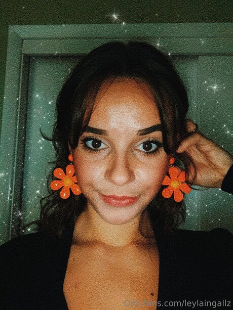 Leylaingallz nudes model photos