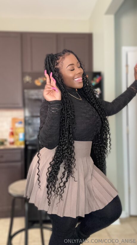 Coco Anise nice star pictures