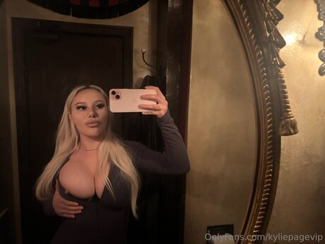 Kyliepagevip nudes actress img