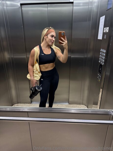 Nixnakedpersonaltrainer free star archive