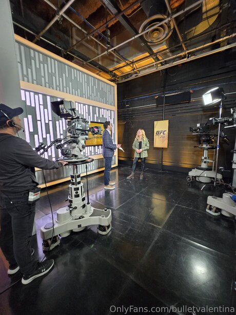 Bulletvalentina naked star pics